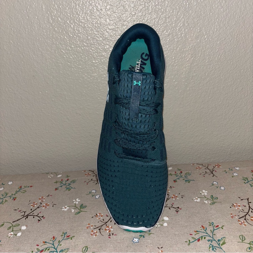 Under Armour Shoes - Picture 2 of 10
